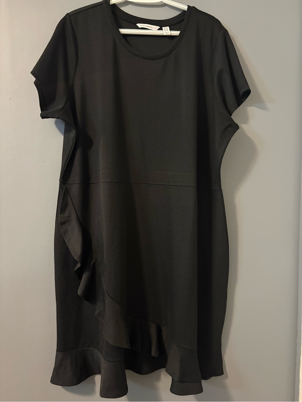 Isaac Mizrahi Black Ruffle-Trim Shift Dress